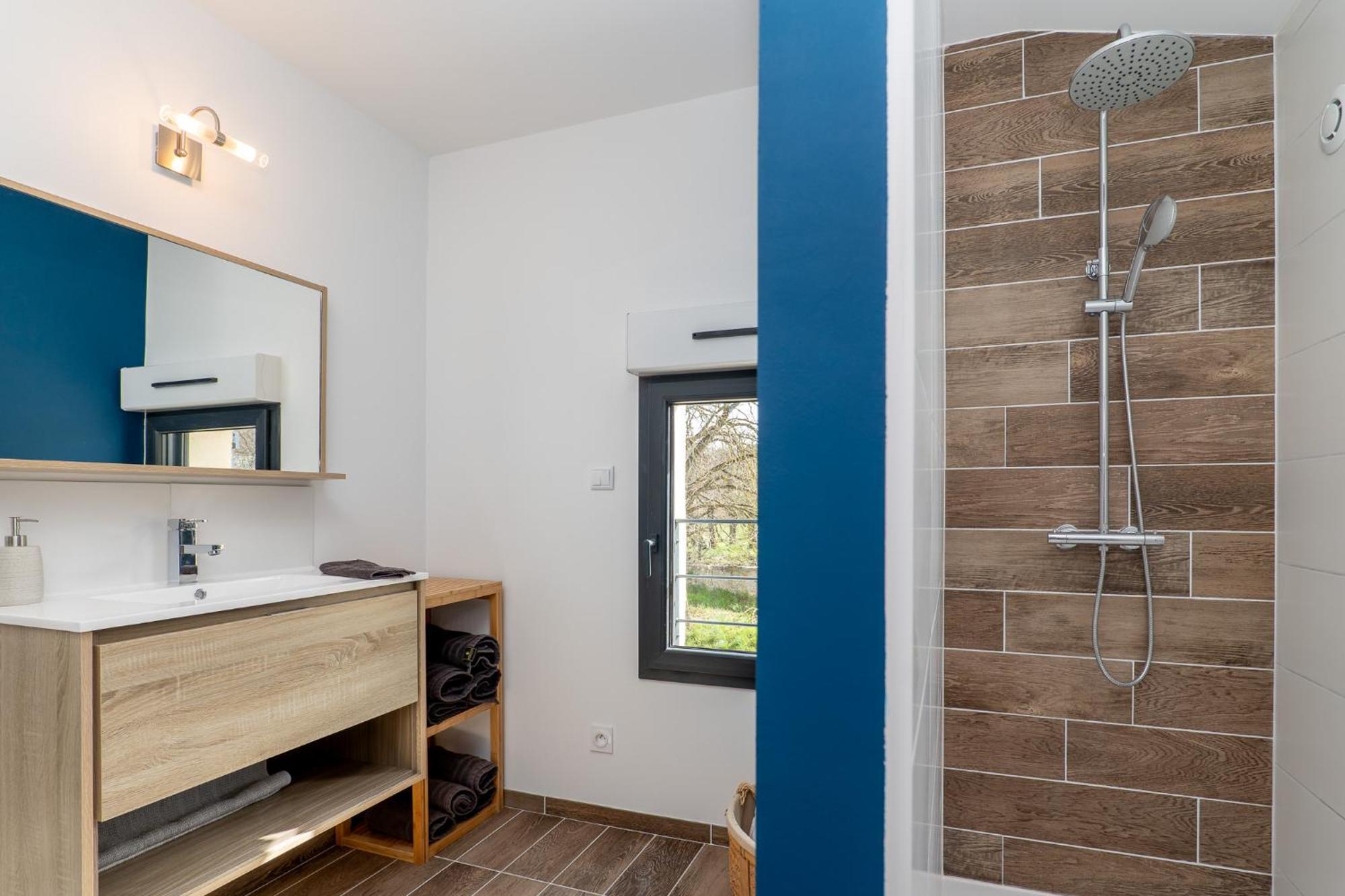 Plaines-Provence Spa&Sauna Динь-ле-Бен Экстерьер фото